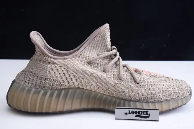 BOOST V2 YEEZY FZ5240 